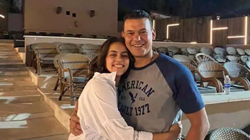 عبدالواحد السيد ونور ابنته