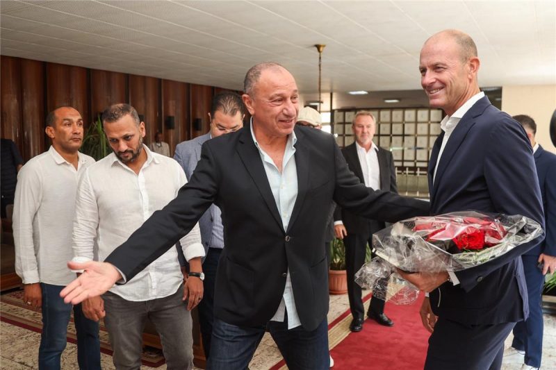 محمود الخطيب وتوروب